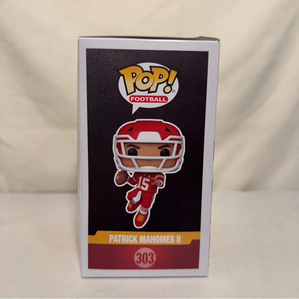 Travis Kelce/Patrick Mahomes (Chiefs)‎ NFL Funko Pop! Combo (2) - Picture 3 of 15